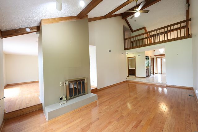 8315 Helen Court, Downers Grove, IL 60516