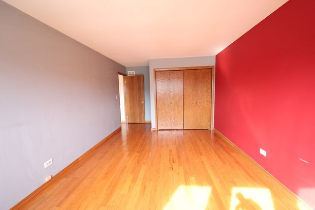 8315 Helen Court, Downers Grove, IL 60516