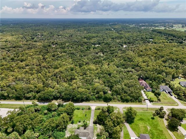 35th AVE NW, Naples, FL 34120