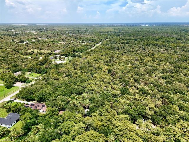 35th AVE NW, Naples, FL 34120