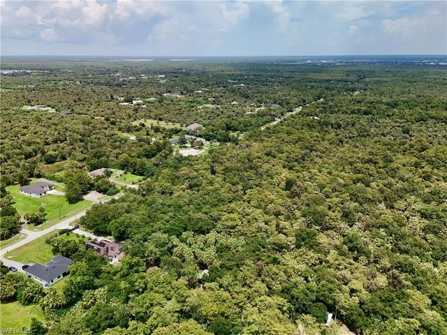 35th AVE NW, Naples, FL 34120
