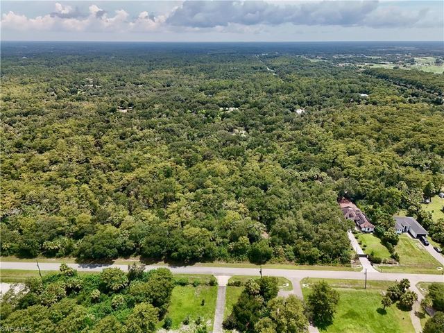 35th AVE NW, Naples, FL 34120