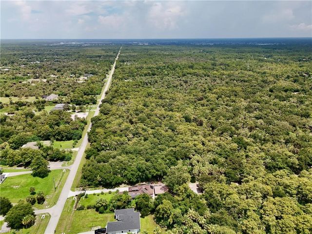 35th AVE NW, Naples, FL 34120
