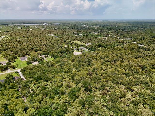 35th AVE NW, Naples, FL 34120