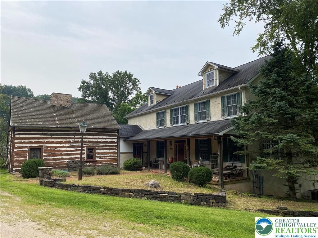 1425 Highpoint Road, Lower Saucon Twp, PA 18036