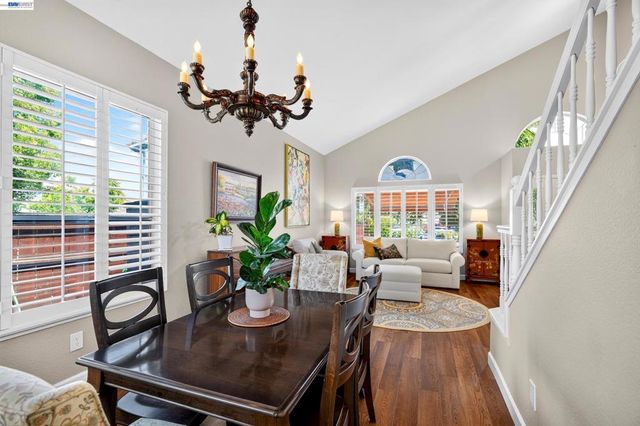 467 Pecan Pl, Brentwood, CA 94513