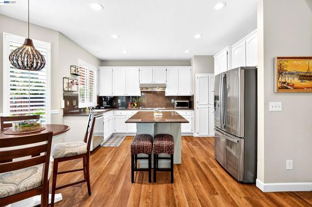 467 Pecan Pl, Brentwood, CA 94513