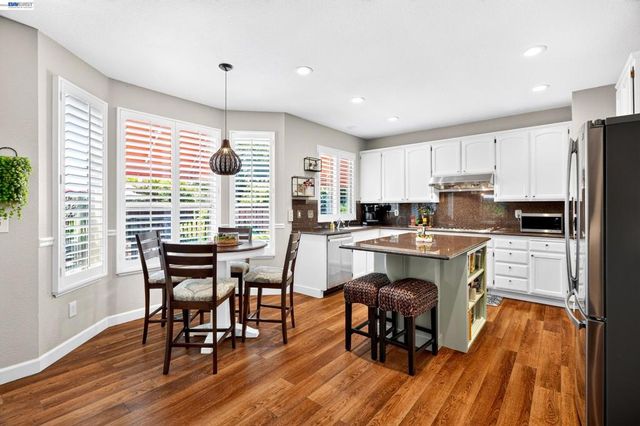 467 Pecan Pl, Brentwood, CA 94513