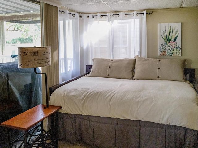 70200 Dillon Road 160, Desert Hot Springs, CA 92241