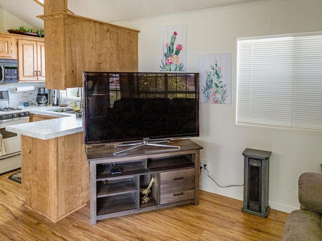 70200 Dillon Road 160, Desert Hot Springs, CA 92241