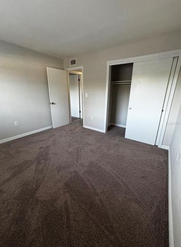 350 79TH AVENUE N 134, St Petersburg, FL 33702