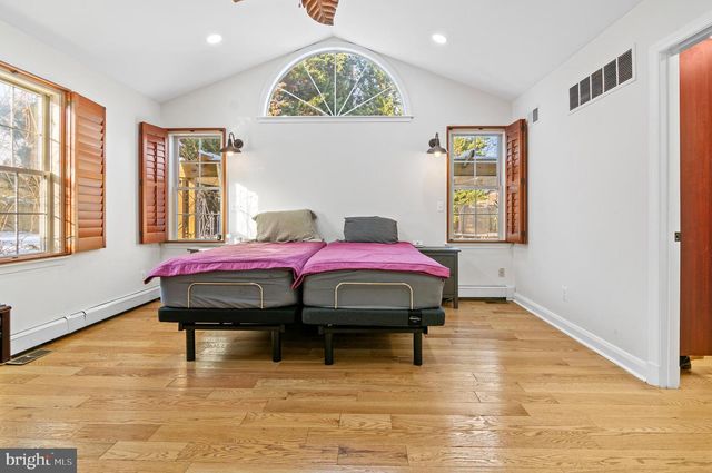 6803 WESTBROOK RD, Baltimore, MD 21215