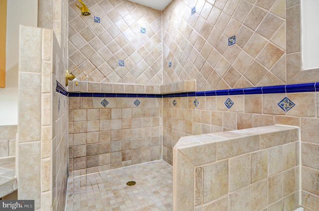 6803 WESTBROOK RD, Baltimore, MD 21215