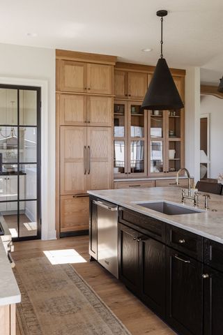 18241 Baxter Place, Clive, IA 50325