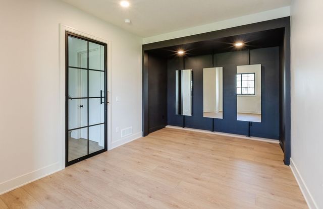 18241 Baxter Place, Clive, IA 50325