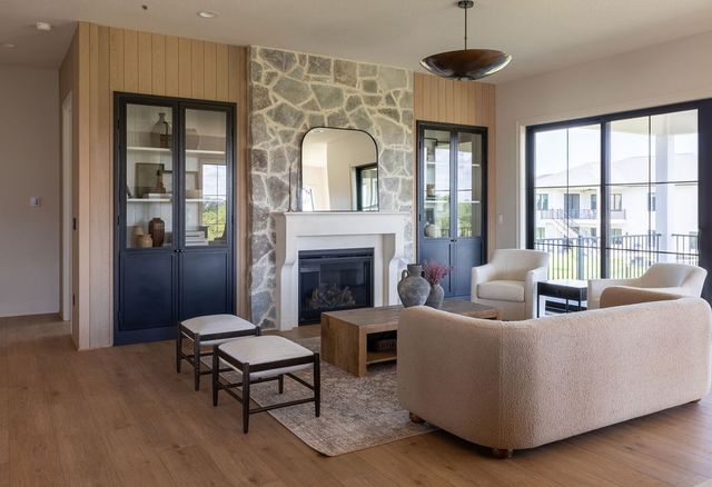 18241 Baxter Place, Clive, IA 50325