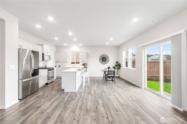 1461 SW Pendleton Way, Port Orchard, WA 98367