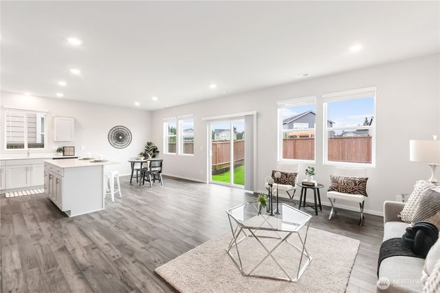 1461 SW Pendleton Way, Port Orchard, WA 98367