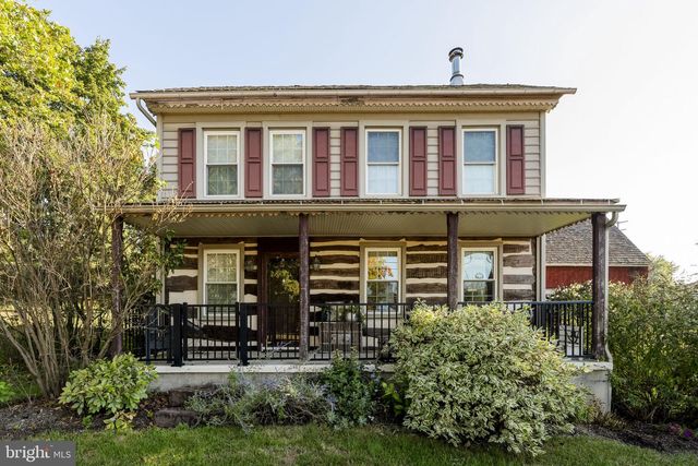 1175 W SWARTZVILLE RD, Reinholds, PA 17569