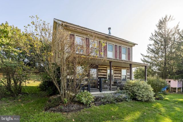 1175 W SWARTZVILLE RD, Reinholds, PA 17569