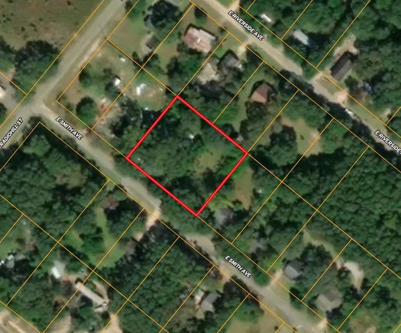 307 E Smith Avenue, Geneva, AL 36340