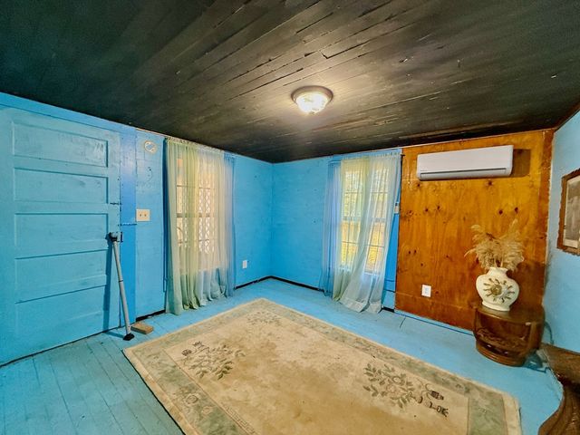 307 E Smith Avenue, Geneva, AL 36340