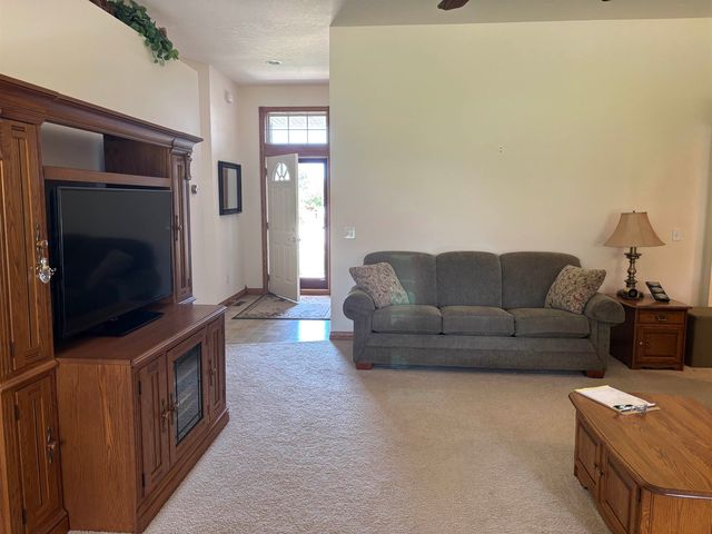 3092 Gaslight Court, Bay City, MI 48706
