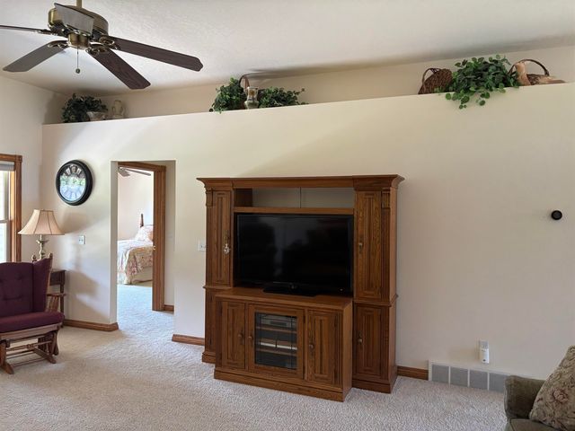 3092 Gaslight Court, Bay City, MI 48706