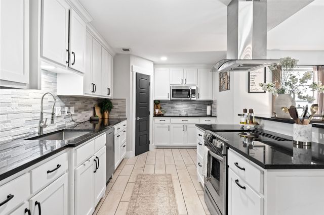 7801 N Water Tower Road, Fort Worth, TX 76179