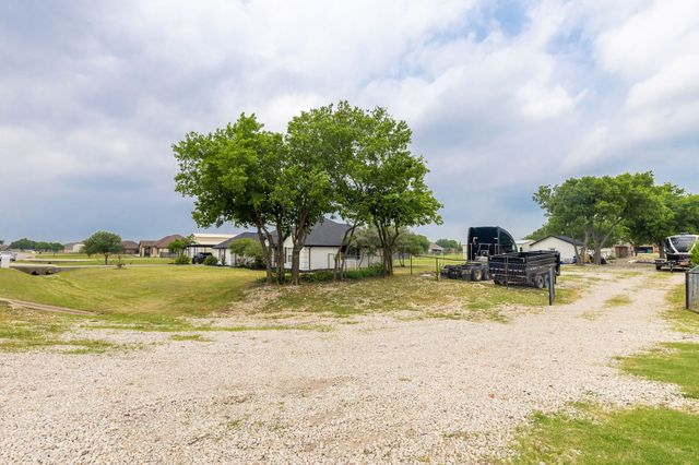 7801 N Water Tower Road, Fort Worth, TX 76179