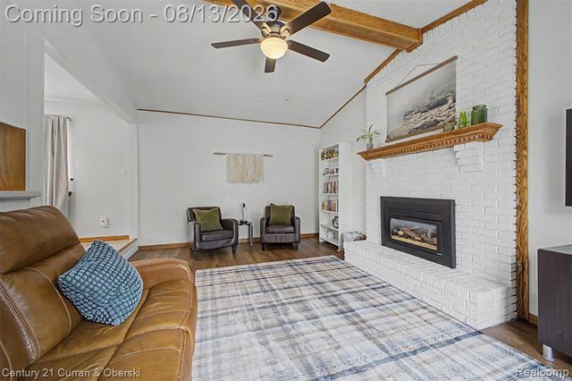 390 Robyn Drive, Canton, MI 48187
