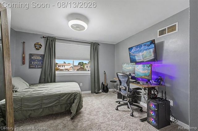 390 Robyn Drive, Canton, MI 48187