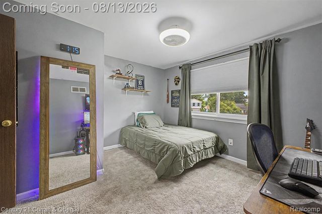 390 Robyn Drive, Canton, MI 48187