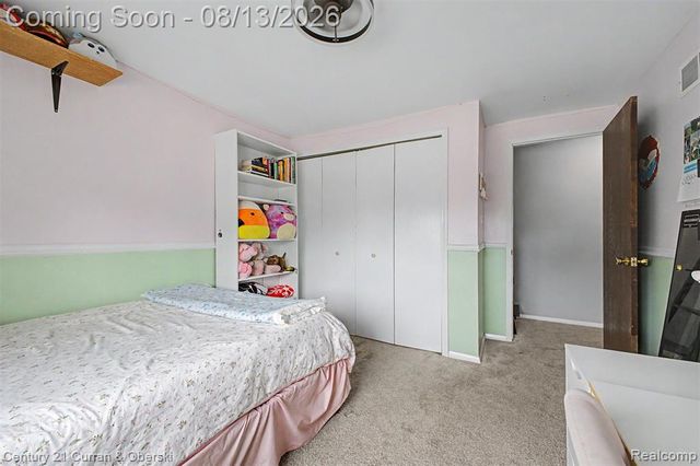 390 Robyn Drive, Canton, MI 48187