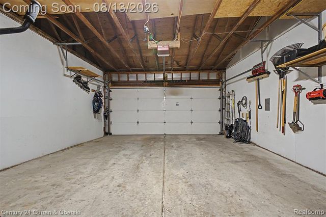 390 Robyn Drive, Canton, MI 48187
