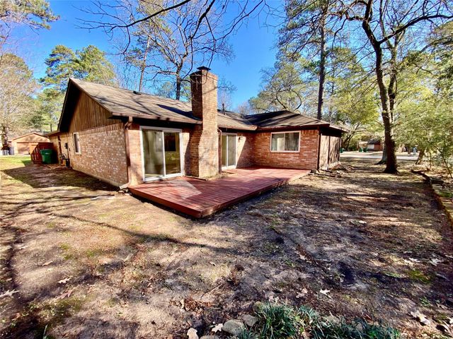 2 N Waxberry Road, The Woodlands, TX 77381