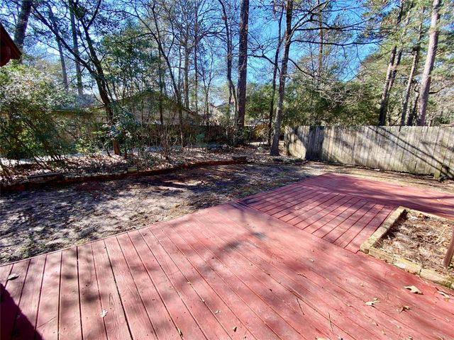 2 N Waxberry Road, The Woodlands, TX 77381