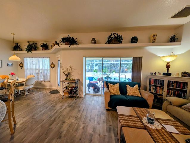 2097 SW Larchmont Lane, Port St. Lucie, FL 34984