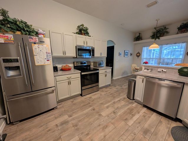 2097 SW Larchmont Lane, Port St. Lucie, FL 34984