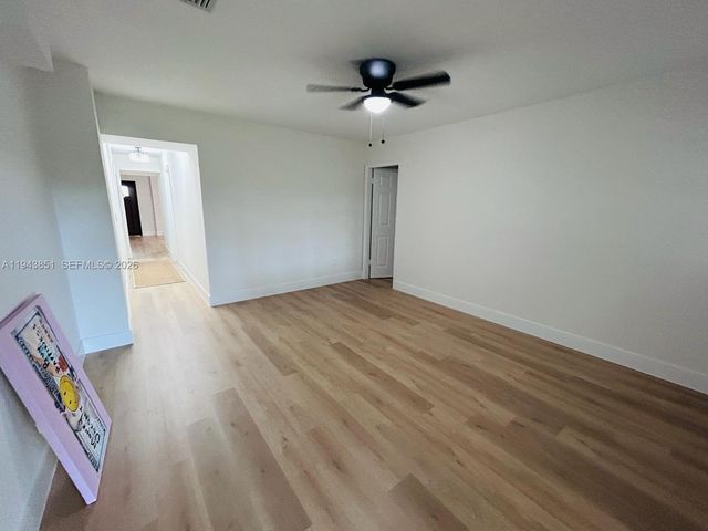 6330 SW 34th St, Miami, FL 33155