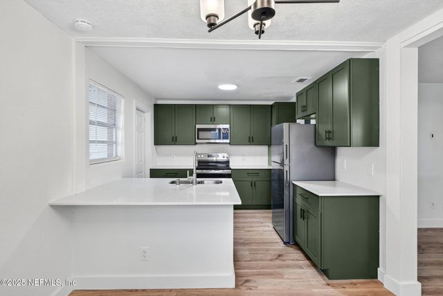 1259 LAKE SHORE Boulevard, Jacksonville, FL 32205