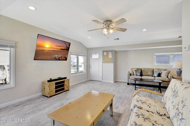 208 Mallard Lane, Lavallette, NJ 08735