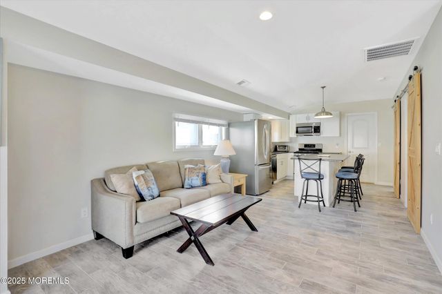 208 Mallard Lane, Lavallette, NJ 08735