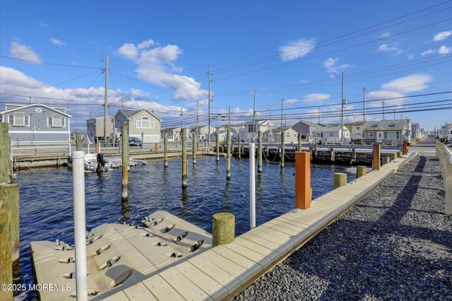 208 Mallard Lane, Lavallette, NJ 08735