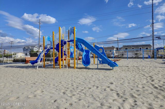 208 Mallard Lane, Lavallette, NJ 08735