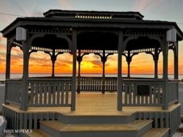 208 Mallard Lane, Lavallette, NJ 08735