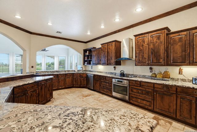 7193 OLD TALLEY RD, San Antonio, TX 78253