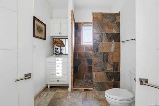 7193 OLD TALLEY RD, San Antonio, TX 78253
