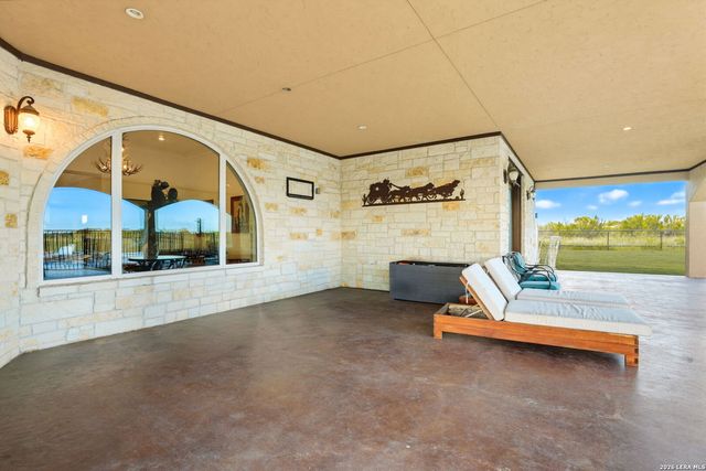 7193 OLD TALLEY RD, San Antonio, TX 78253