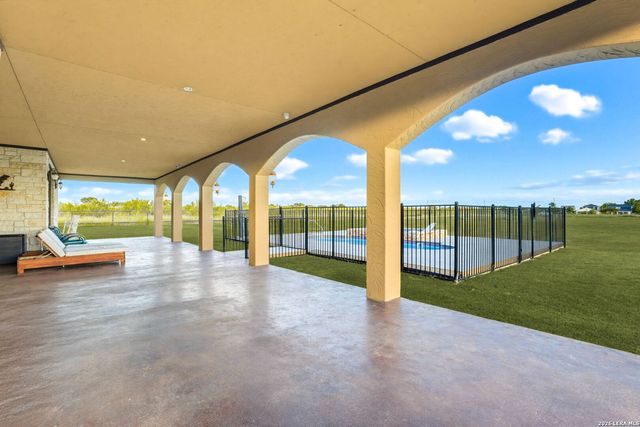 7193 OLD TALLEY RD, San Antonio, TX 78253
